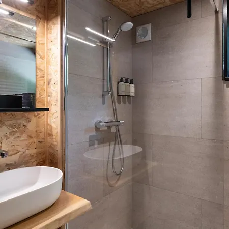 Me Voila 10 別荘 *