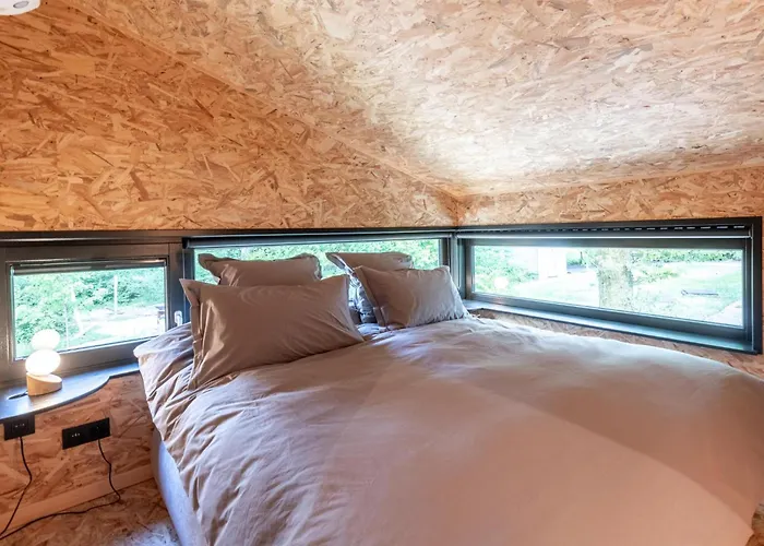 Me Voila 10 בית נופש Biron